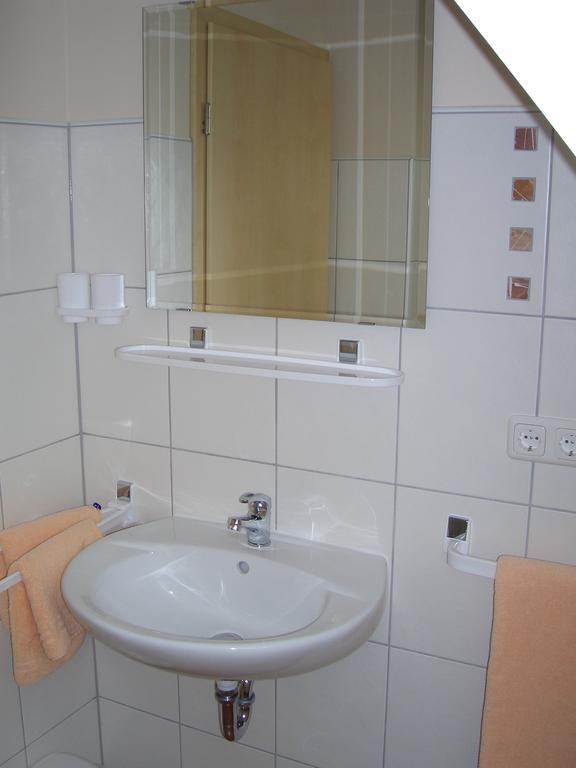 Pension Fitnessoase Eußenheim Zimmer foto