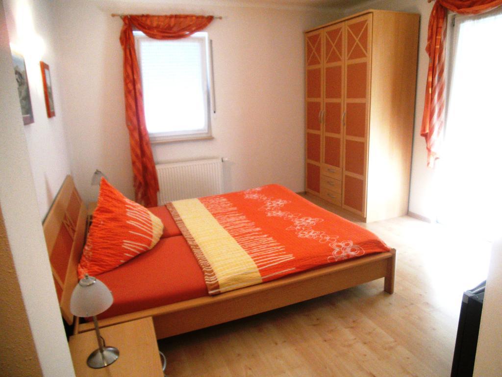 Pension Fitnessoase Eußenheim Zimmer foto